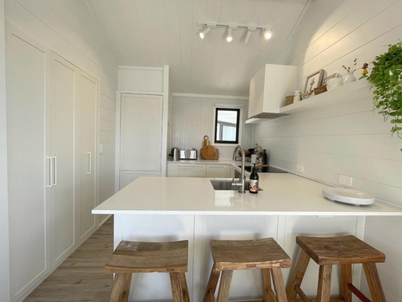 Seaview Estate - Stay Waiheke Onetangi Exterior photo